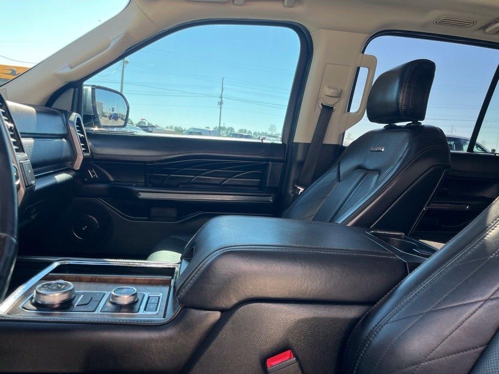 Ford Expedition  2020