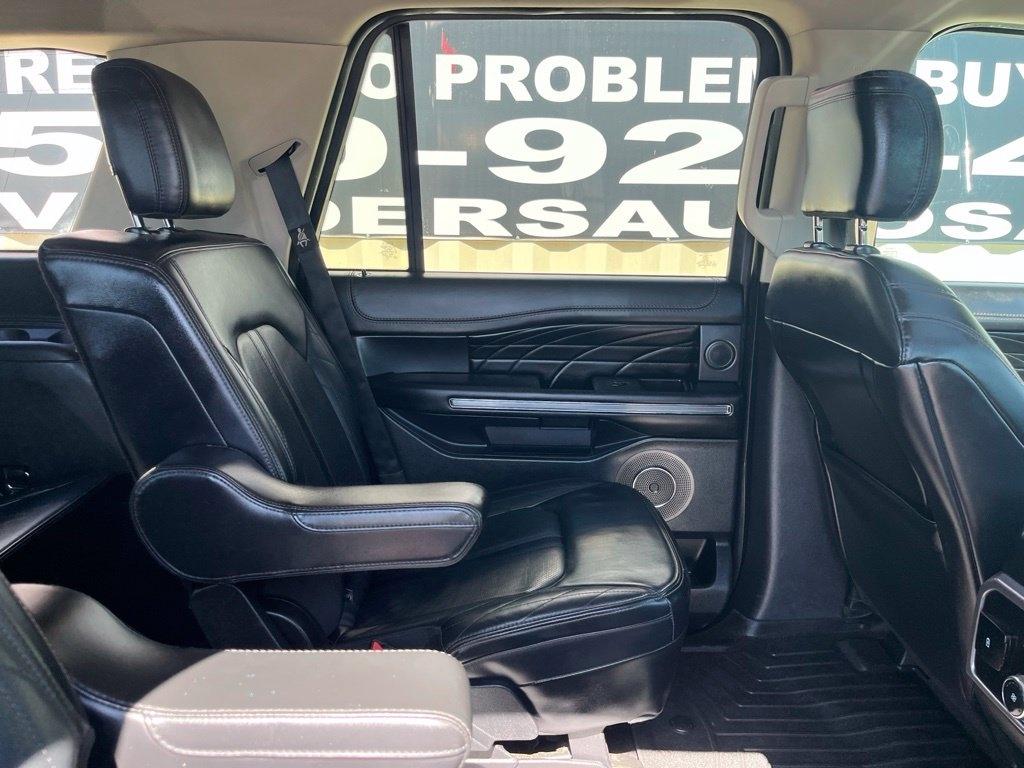 Ford Expedition  2020
