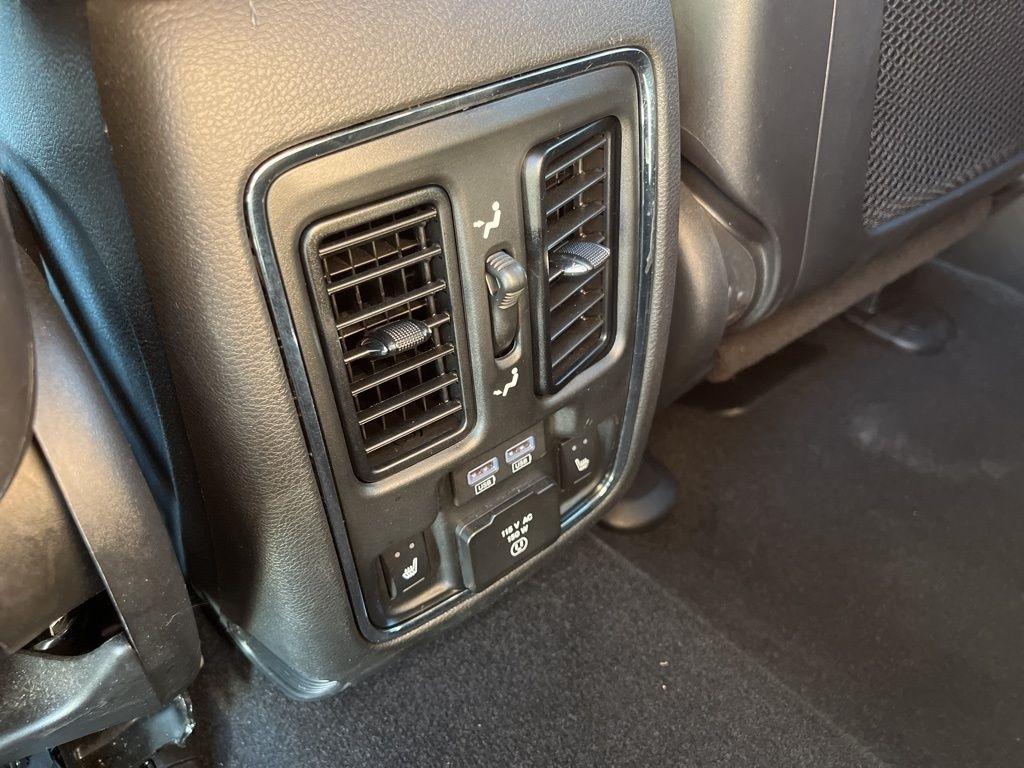 Jeep Grand Cherokee  2021