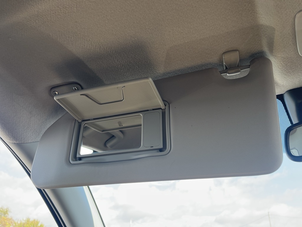 Mitsubishi Outlander Sport  2021