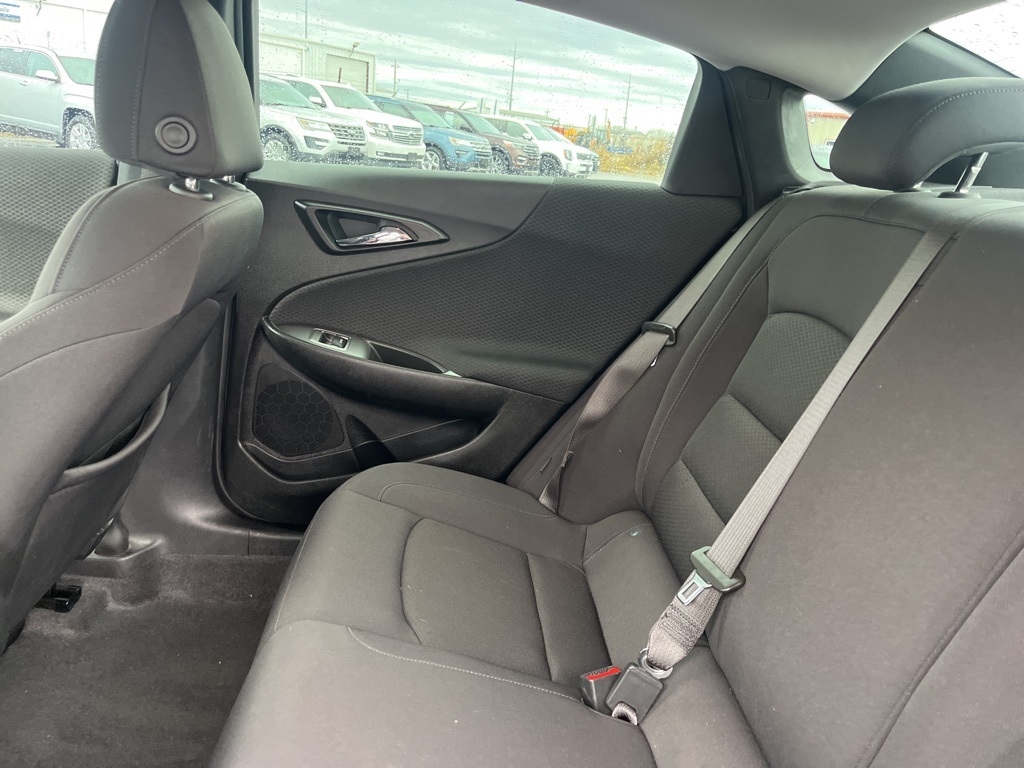 Chevrolet Malibu  2023