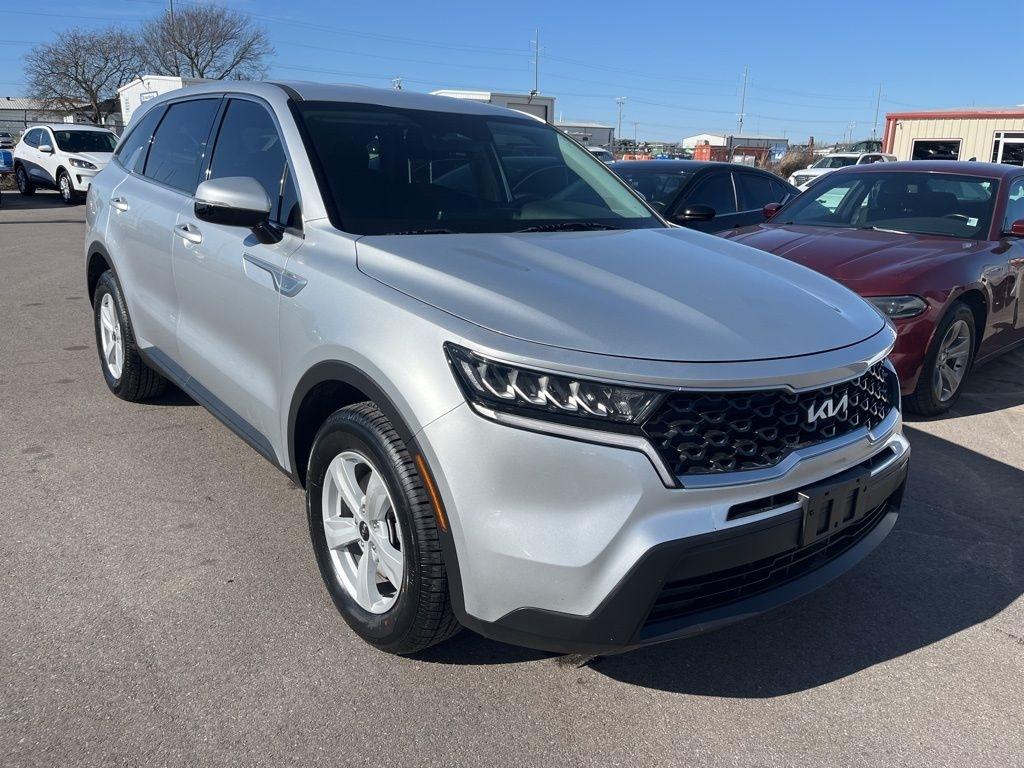 2022 Kia Sorento LX