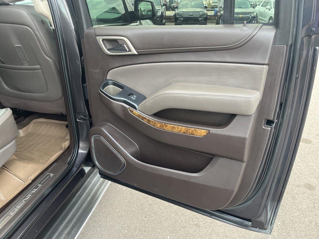 GMC Yukon Denali  2015