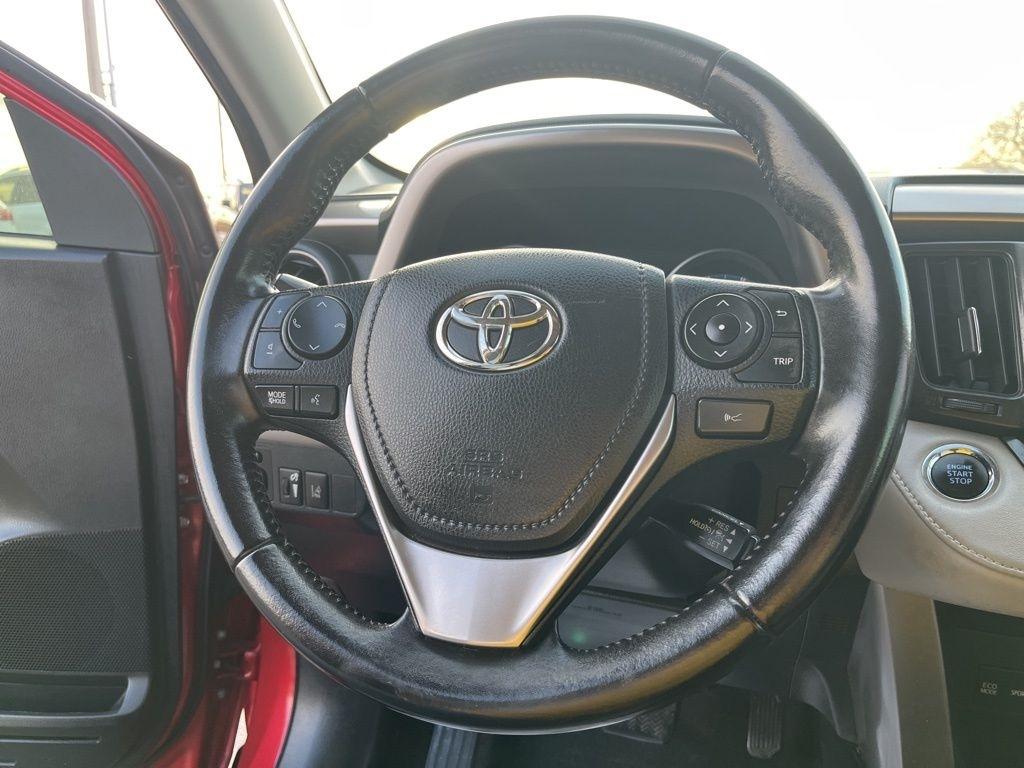 Toyota RAV4  2017