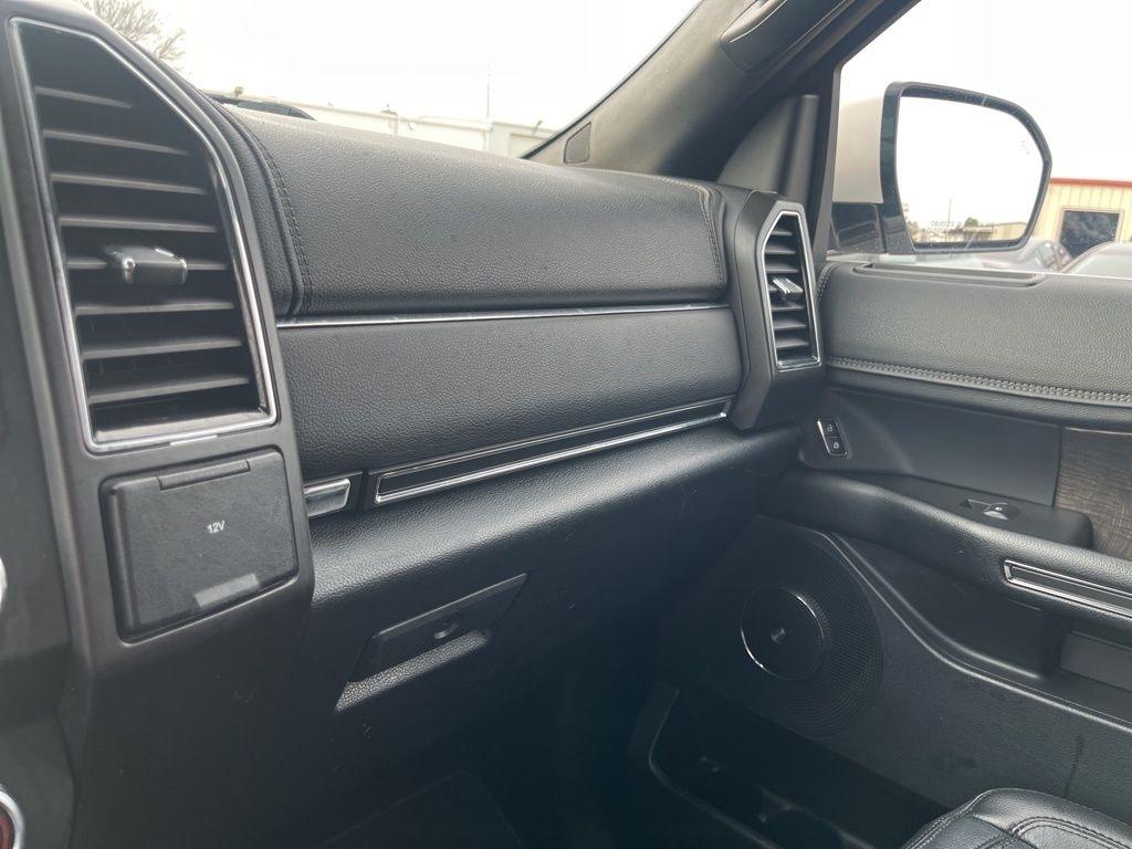 Ford Expedition  2019