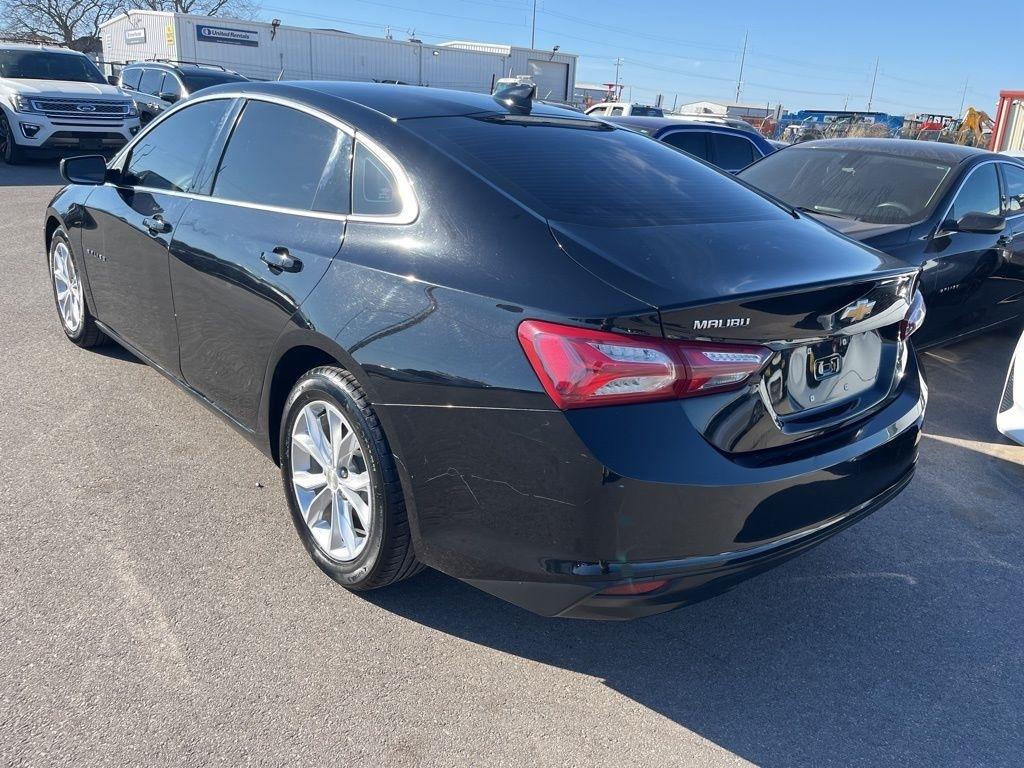 Chevrolet Malibu  2021