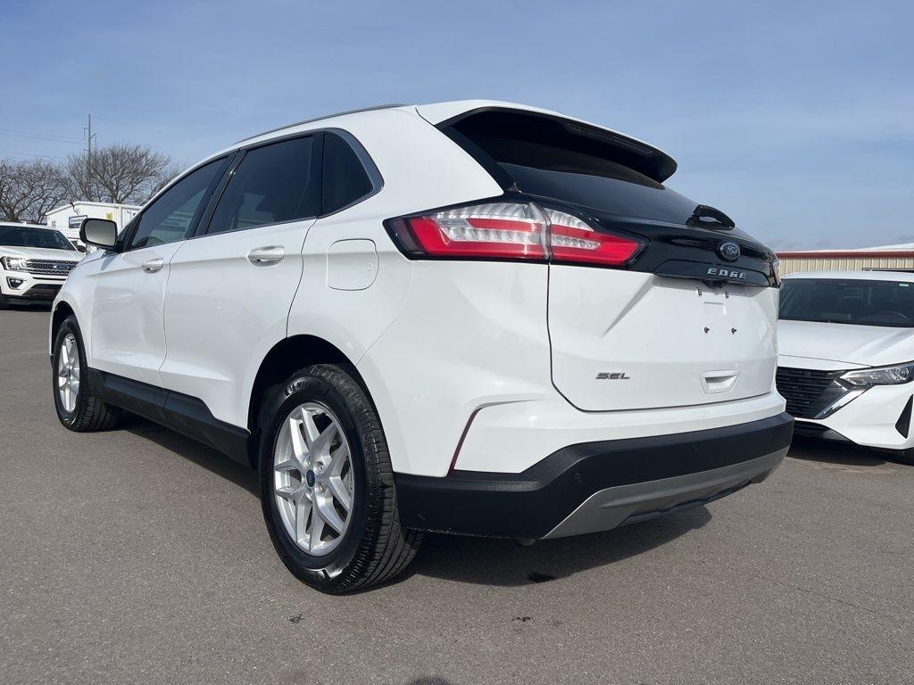 Ford Edge  2021