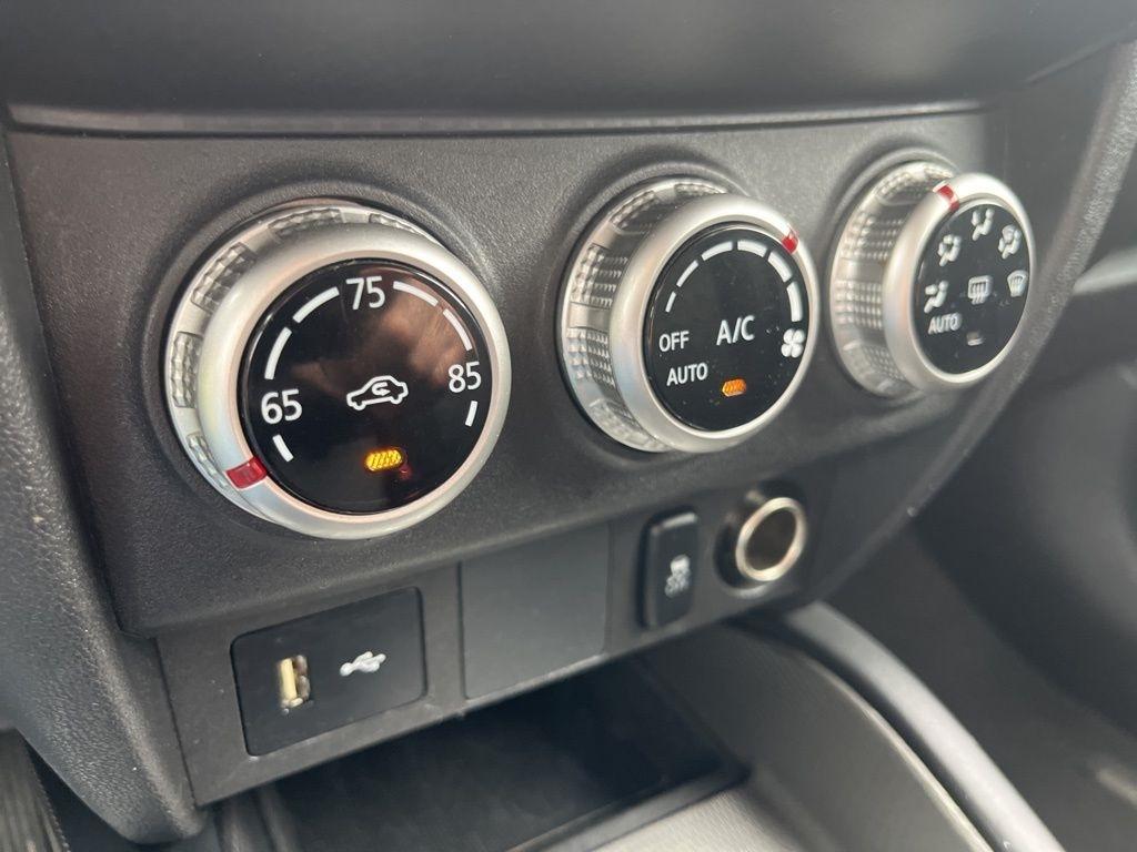 Mitsubishi Outlander Sport  2023