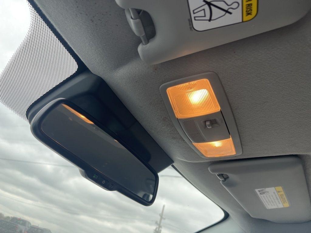 Mitsubishi Outlander Sport  2023