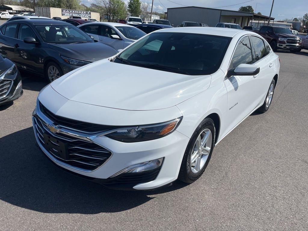 Chevrolet Malibu  2021