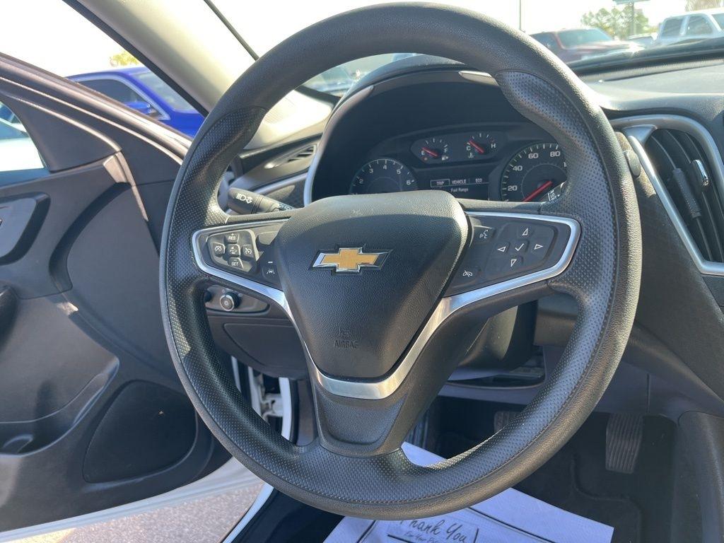 Chevrolet Malibu  2021