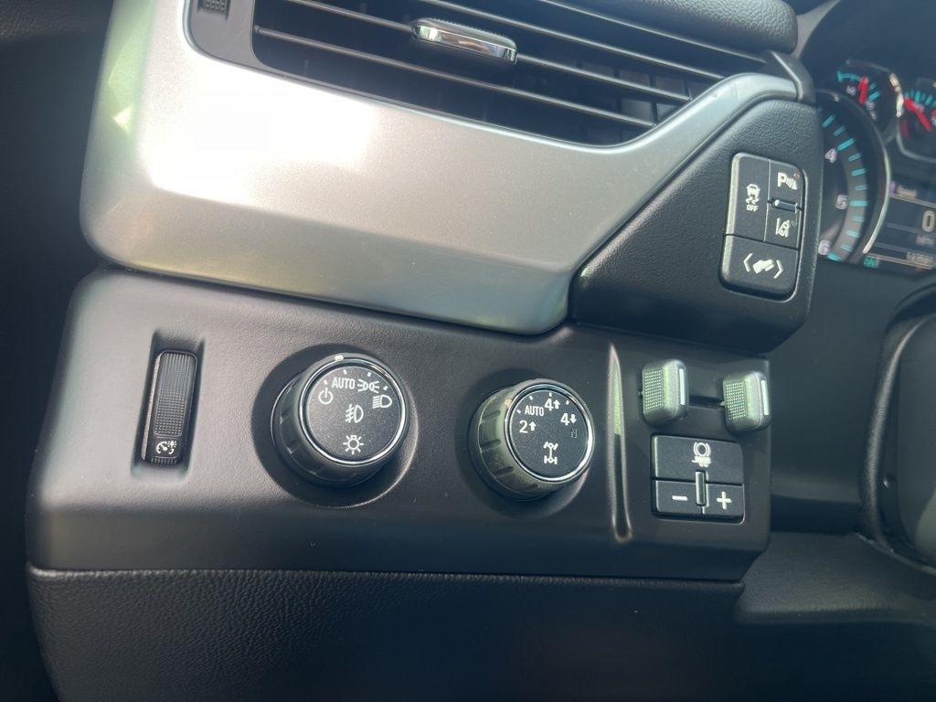 Chevrolet Tahoe  2015