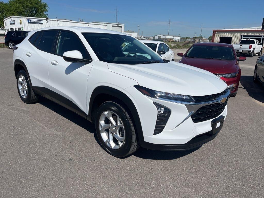 2024 Chevrolet Trax LS