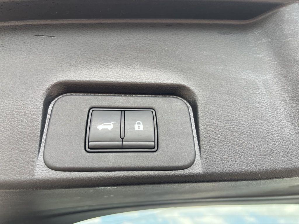 Nissan Rogue  2024