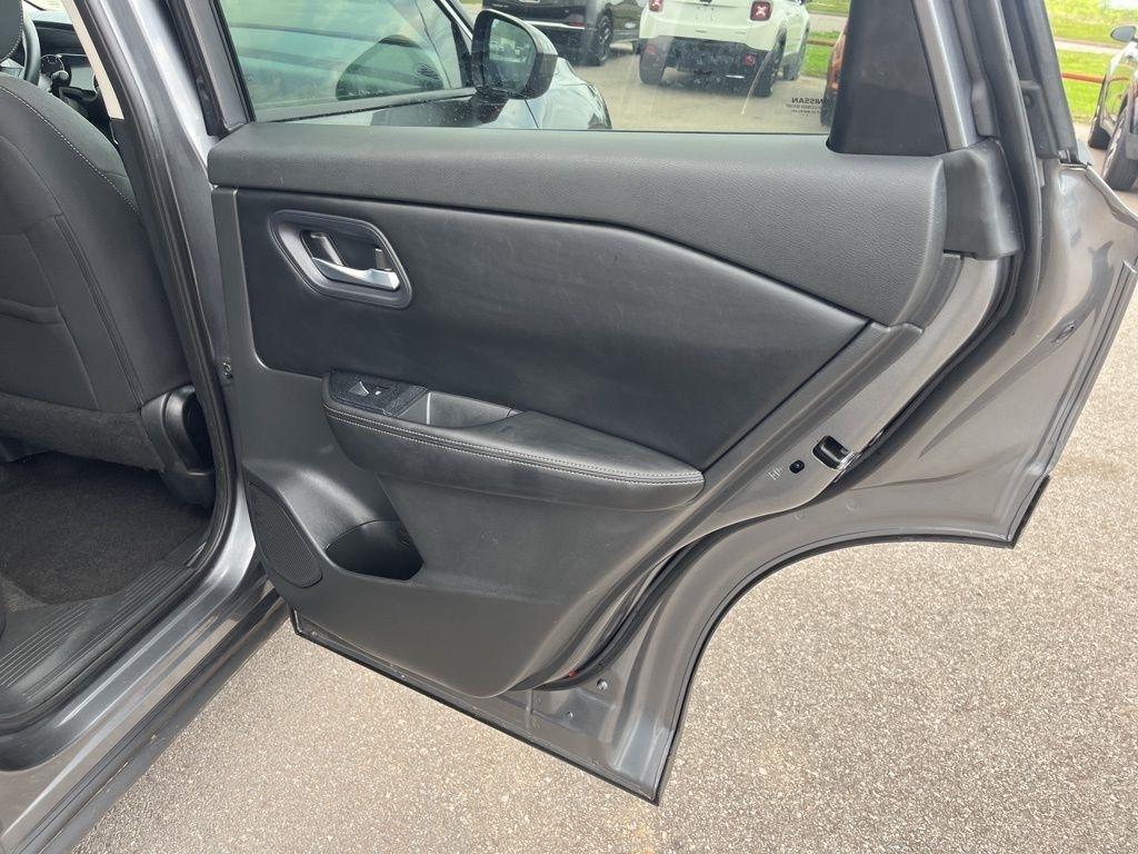 Nissan Rogue  2024