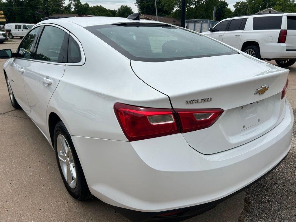 Chevrolet Malibu  2023