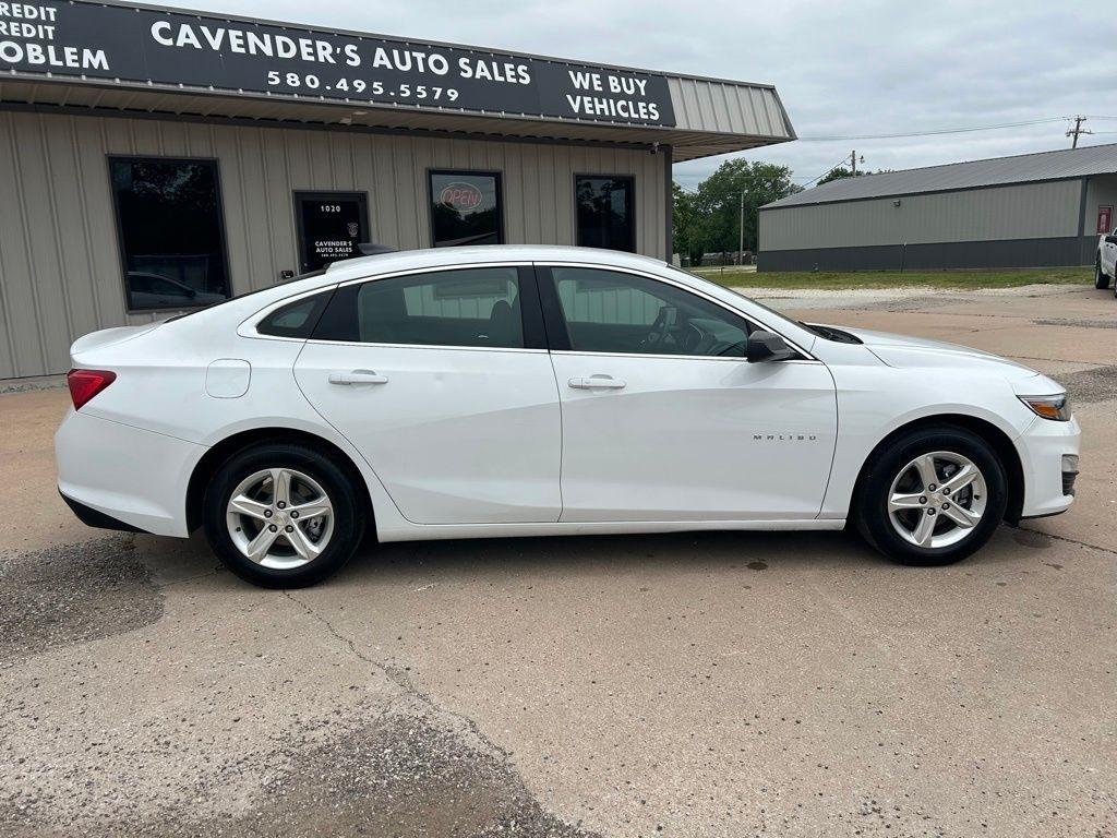 Chevrolet Malibu  2023