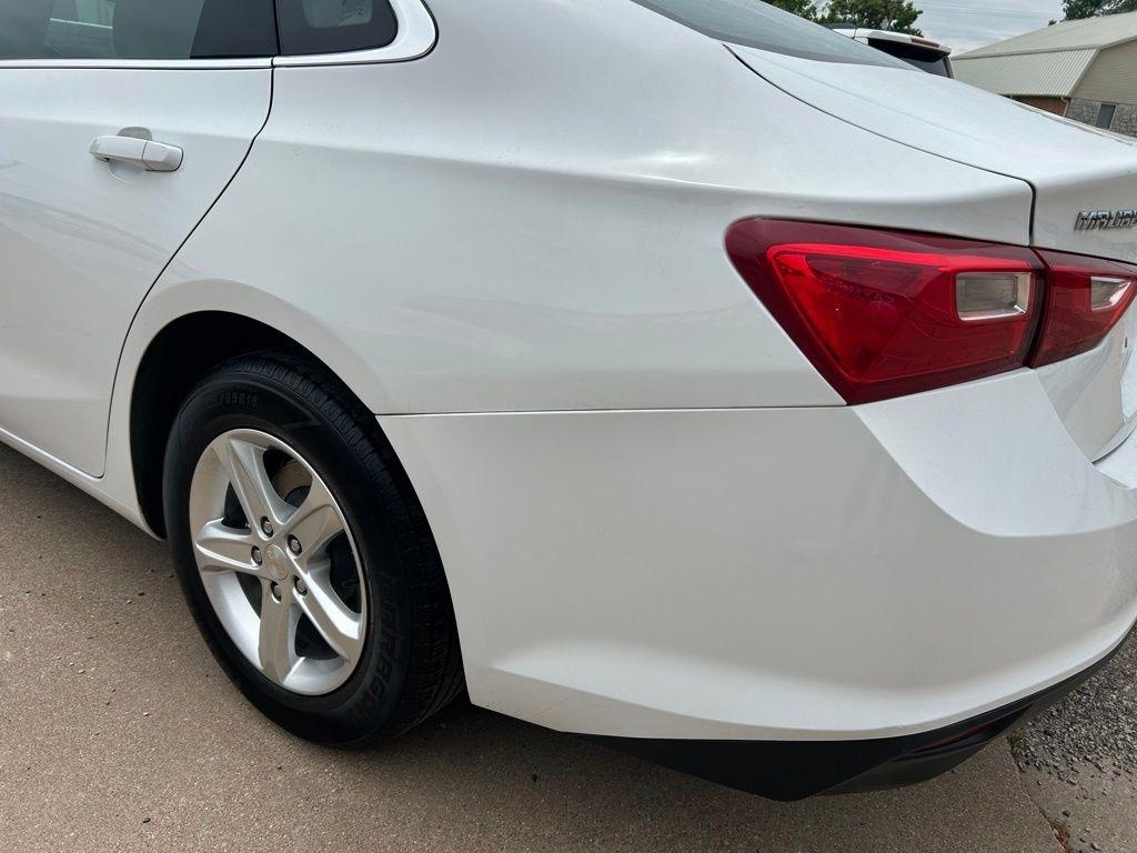 Chevrolet Malibu  2023