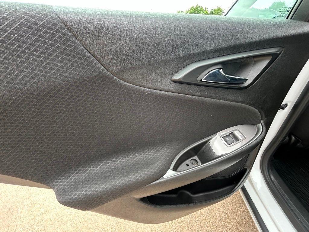 Chevrolet Malibu  2023