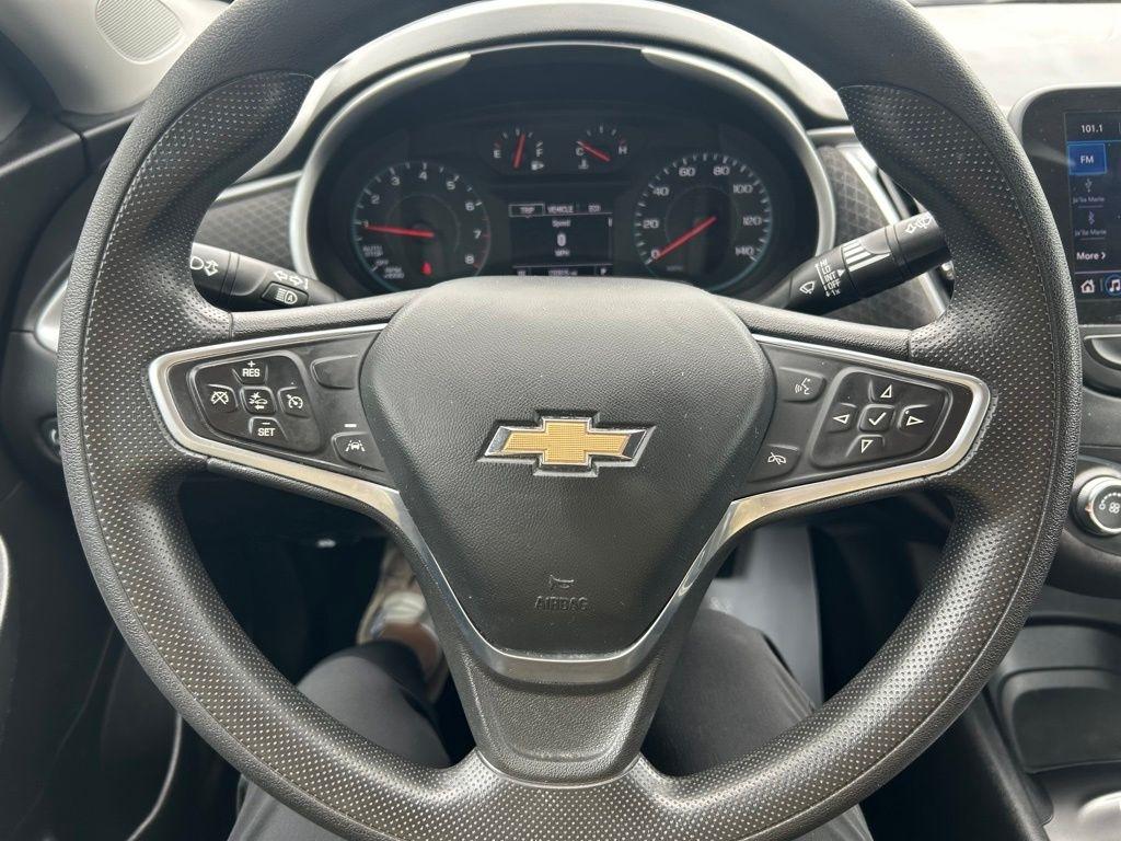 Chevrolet Malibu  2023