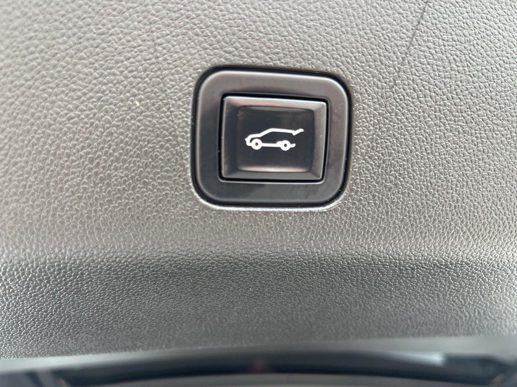 Chevrolet Tahoe  2022