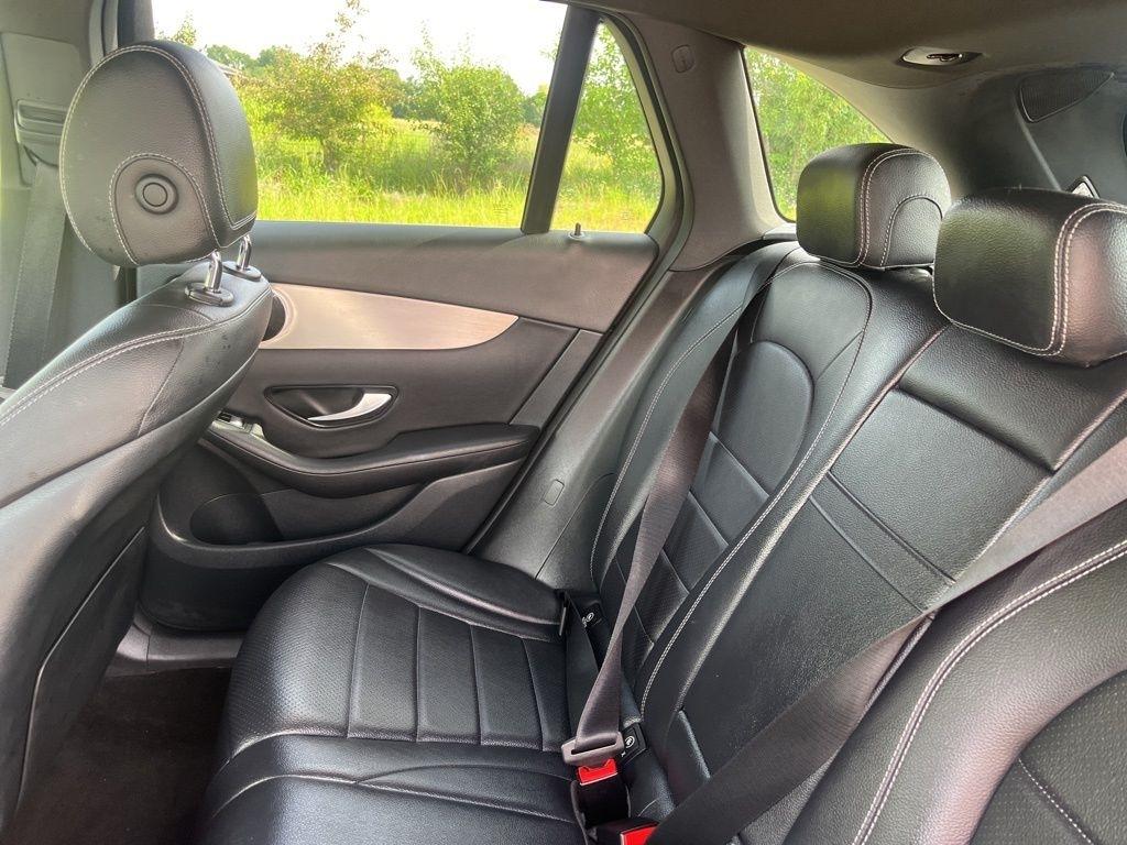 Mercedes-Benz GLC-Class  2020
