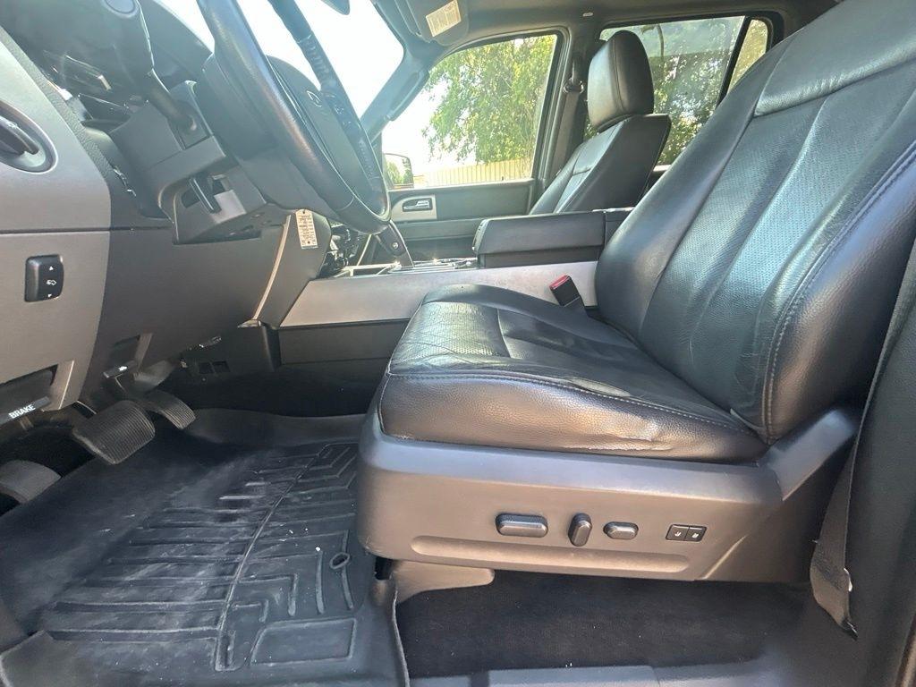 Ford Expedition  2014