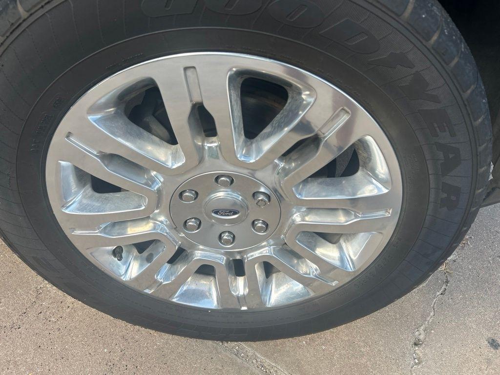 Ford Expedition  2014