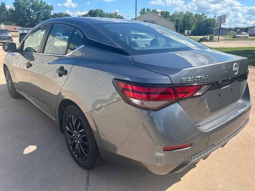 Nissan Sentra  2024