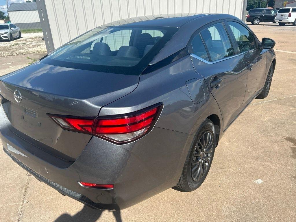 Nissan Sentra  2024