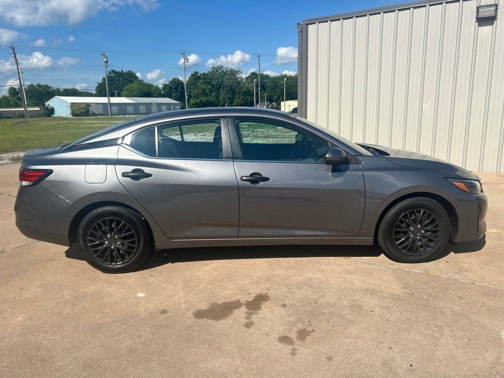 Nissan Sentra  2024