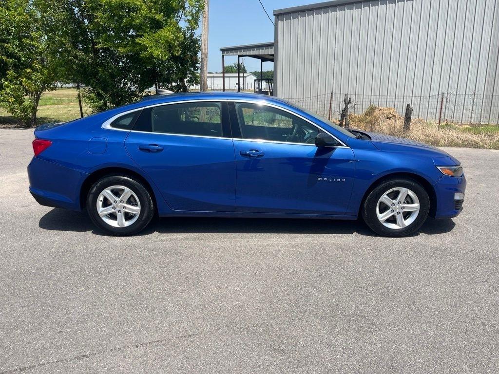 Chevrolet Malibu  2023