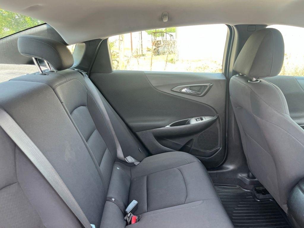 Chevrolet Malibu  2023