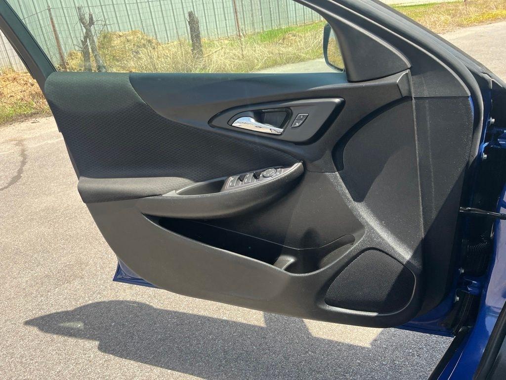 Chevrolet Malibu  2023