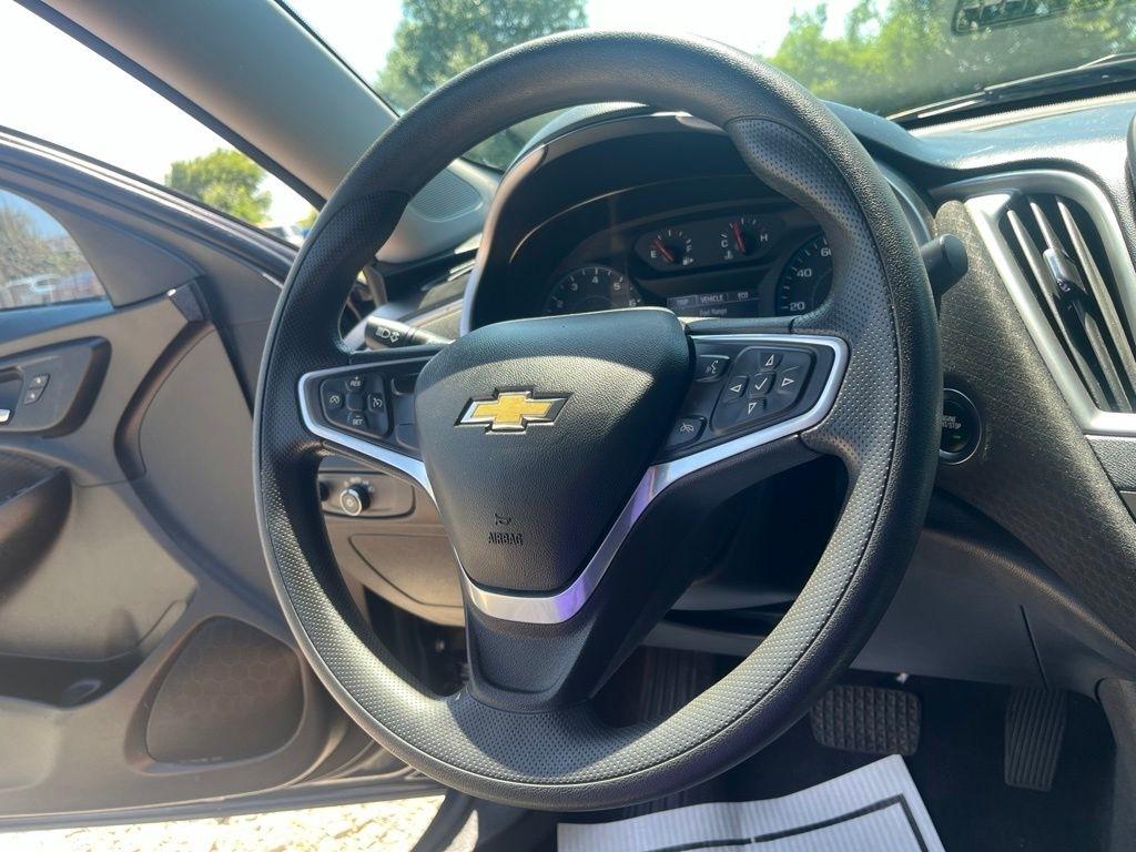 Chevrolet Malibu  2022
