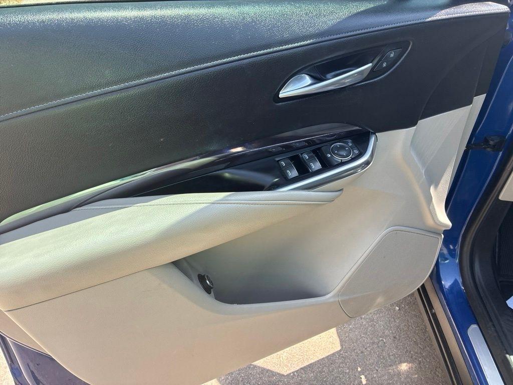 Cadillac XT4  2021