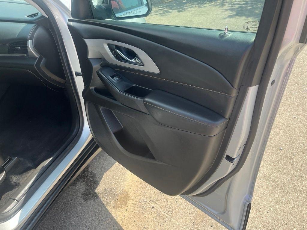 Chevrolet Traverse  2021