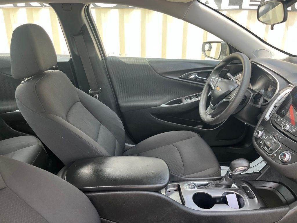Chevrolet Malibu  2023