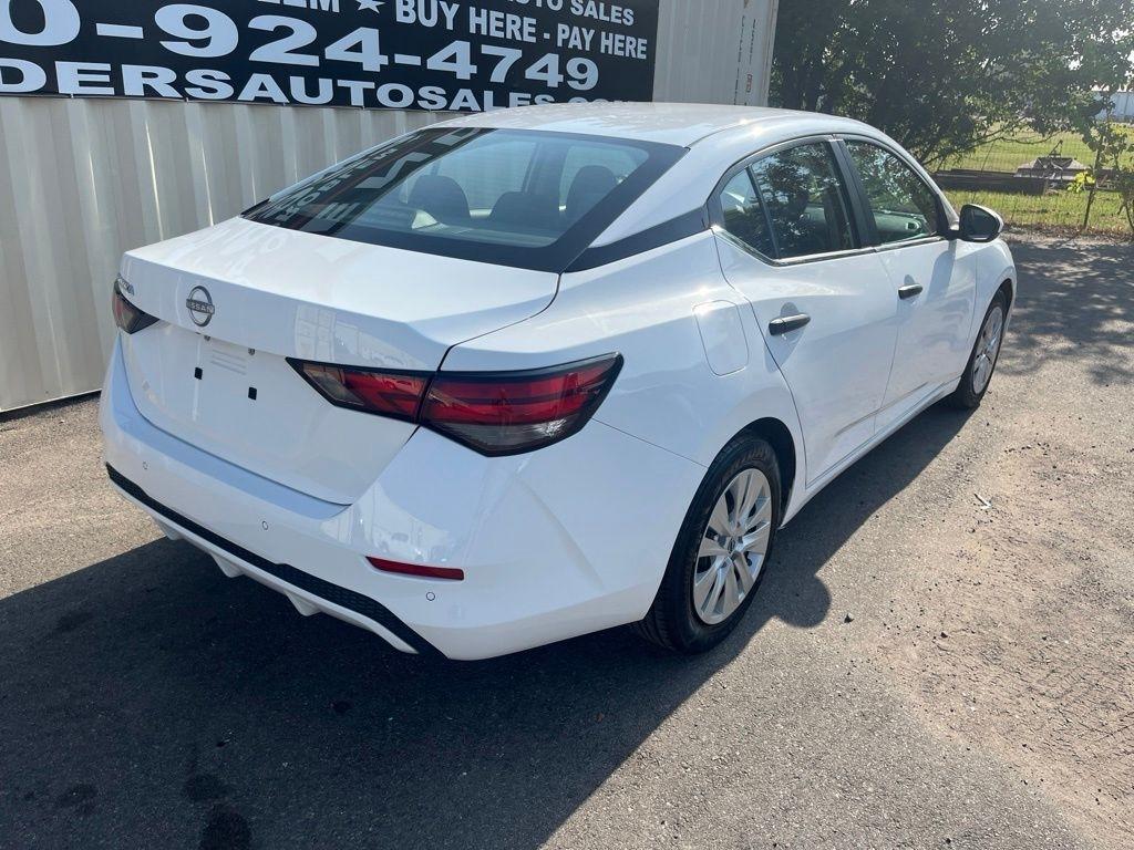 Nissan Sentra  2024