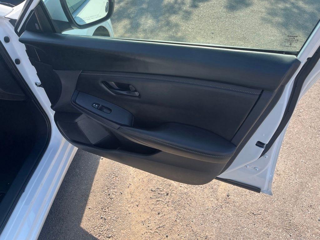Nissan Sentra  2024