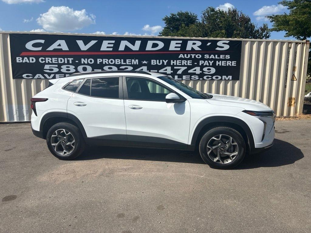 2025 Chevrolet Trax LT