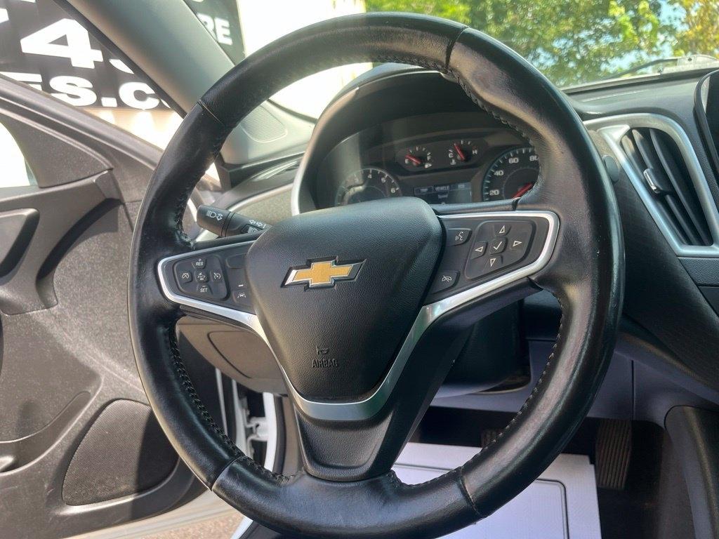 Chevrolet Malibu  2022