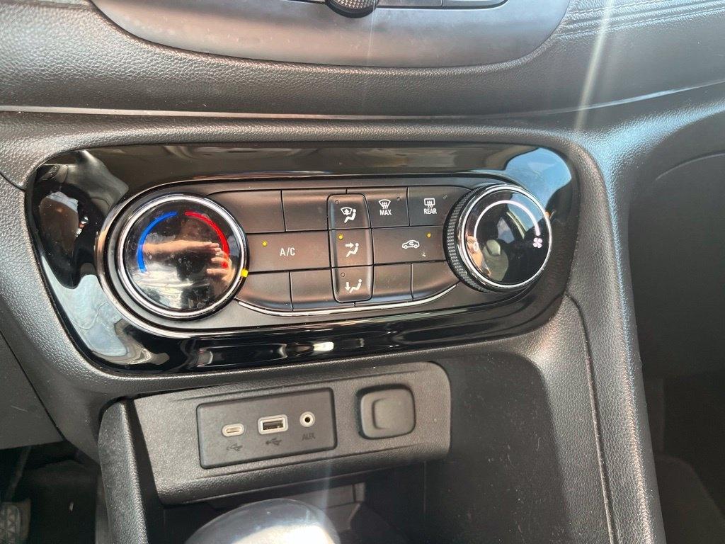 Buick Encore GX  2021