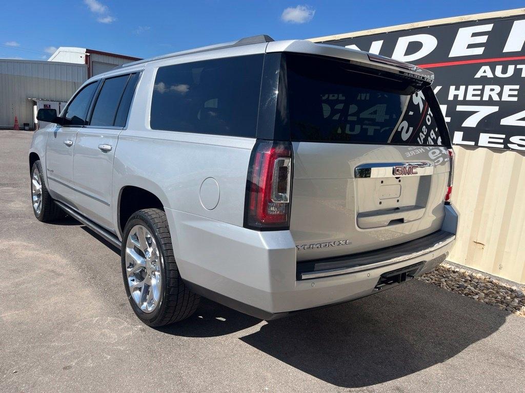 GMC Yukon XL  2017