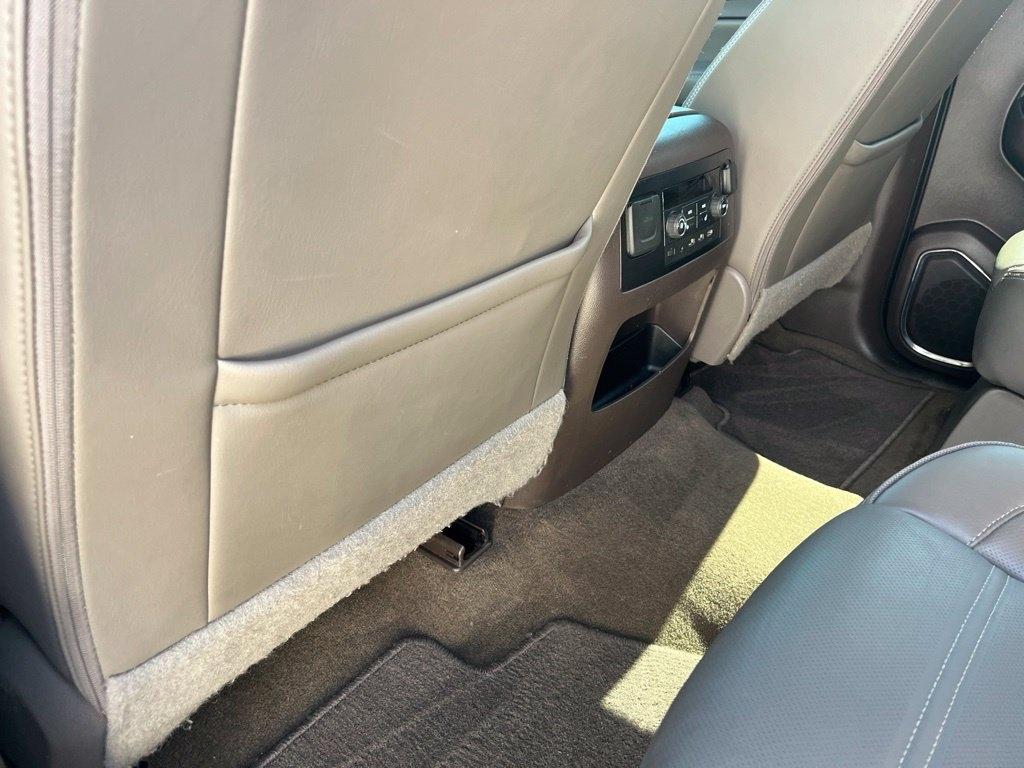 GMC Yukon XL  2017