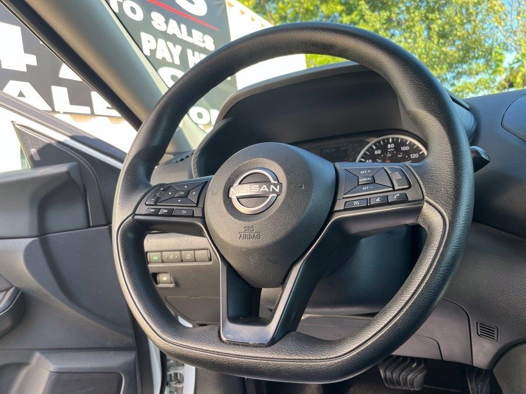 Nissan Sentra  2024