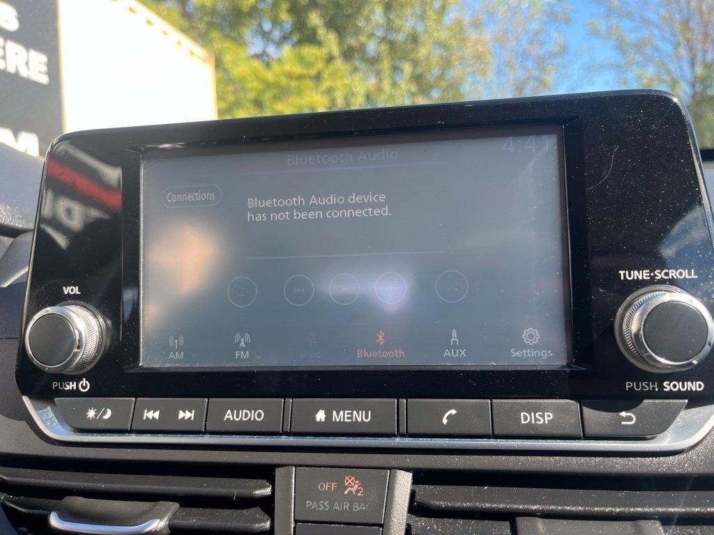 Nissan Altima  2024