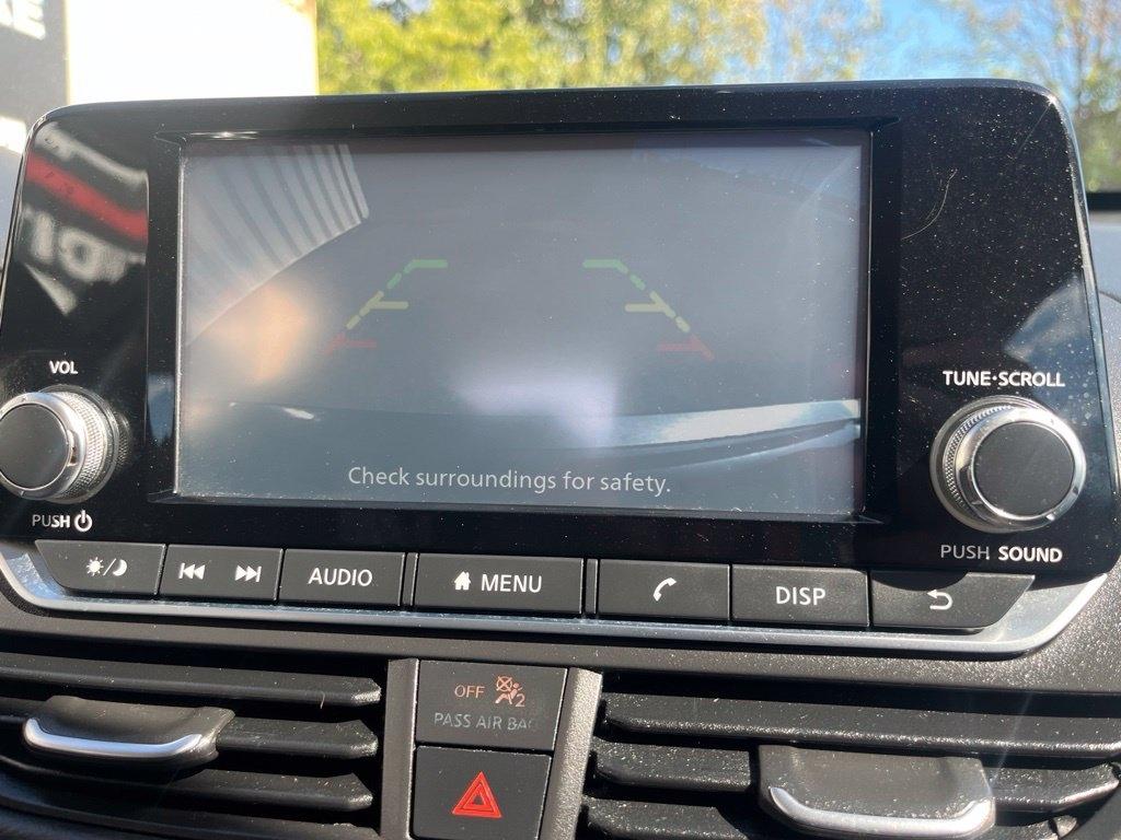 Nissan Altima  2024