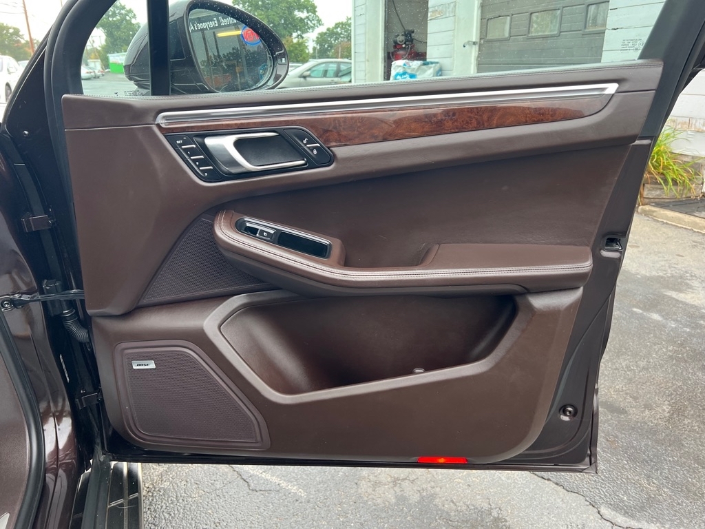 Porsche Macan Turbo 2017