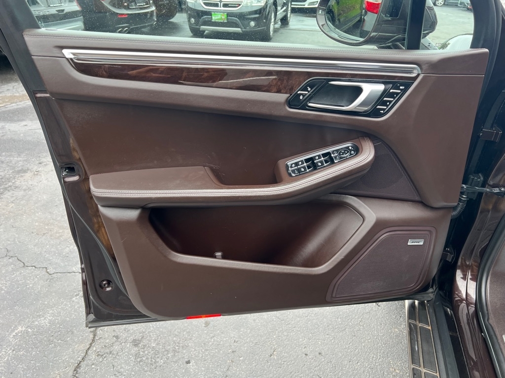 Porsche Macan Turbo 2017